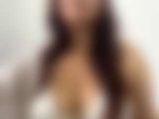 Live cam show with Lina - Athletic BBW on Streamer API