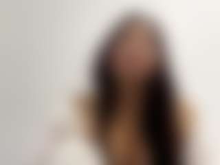 Live cam show with Lina - Average on Uber Horny