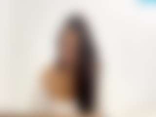 Live cam show with Lina - Asian Teen (18+) on livesuperchat.net