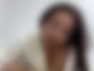 Live cam show with Lina - Average on Mixed Magazine Live