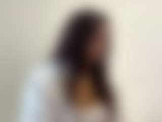 Live cam show with Lina - Skinny on SquirtSoMuch