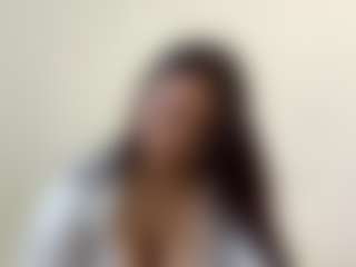 Live cam show with Lina - Striptease on xDating