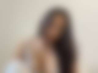 Live cam show with Lina - Big Tits on CamSodaAdn