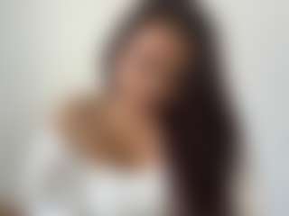 Live cam show with Lina - Latina on thefappeningchat.com