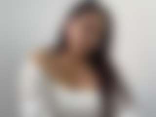 Live cam show with Lina - Striptease Latina on Big Tits