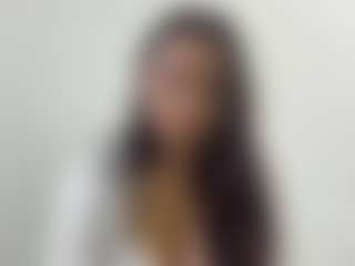 Live cam show with Lina - Athletic Young Adult on crypto-cams