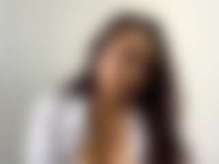 Live cam show with Lina - Athletic Young Adult on Mixed Magazine Live