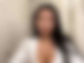 Live cam show with Lina - Asian Teen (18+) on liverealitysex.com