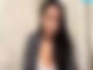 Live cam show with Lina - Asian Public on livesuperchat.net