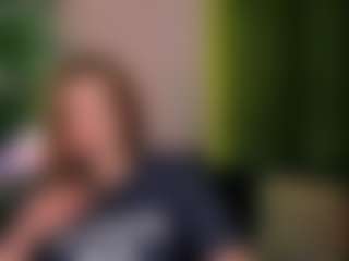 Live cam show with celia-mist - Orgasm on CamClone