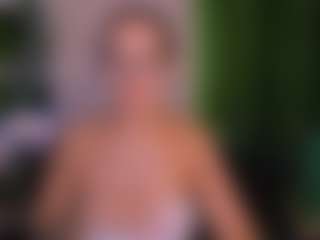 celia-mist's Live Sex Cam Show