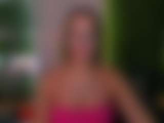 Live cam show with celia-mist - Smoking on Camsoda