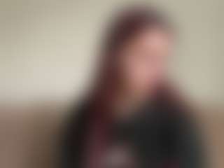 Live cam show with Lina - College Teen (18+) on CamClone