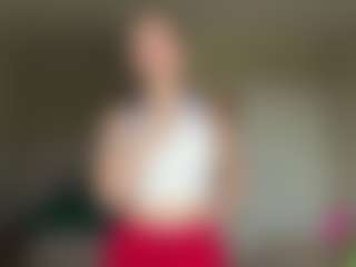 Live cam show with Lina - Anal on livesuperchat.net