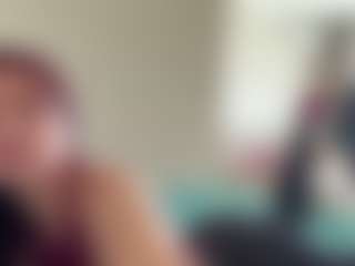 Live cam show with Lina - Blue Eyes on Instabang