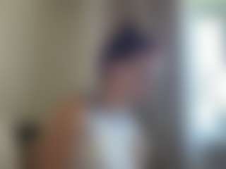 Lina's Live Sex Cam Show