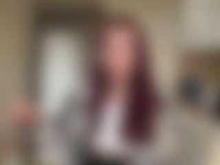 Live cam show with Lina - Middle Aged on TottyGirls
