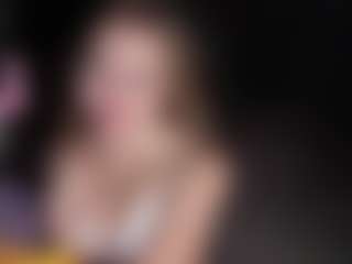 Live cam show with ElinaMiller - New Bedroom on CamwithHer
