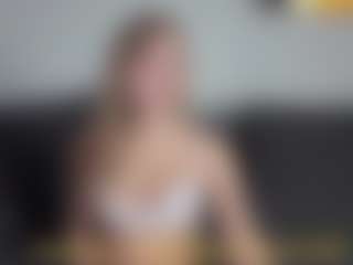 Live cam show with ElinaMiller - Thin on fuklive.com
