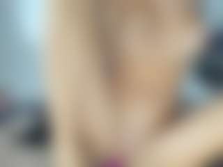 EvelinaLux's Live Sex Cam Show