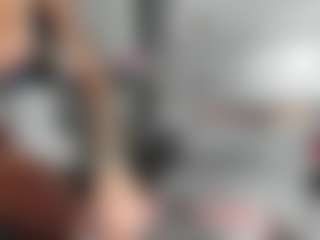 EvelinaLux's Live Sex Cam Show