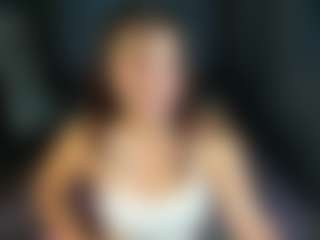 Live cam show with JuliaShyyy - Sex on nudelive.tv