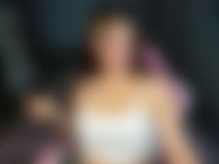 Live cam show with JuliaShyyy - Thin on infinitiblacc.com