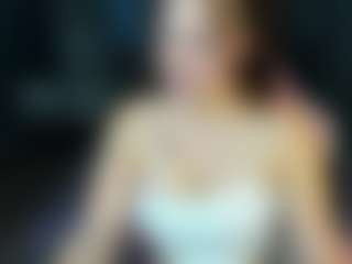 Live cam show with JuliaShyyy - Ass Clapping on makecum.org