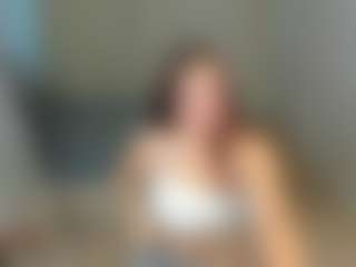 JuliaShyyy's Live Sex Cam Show