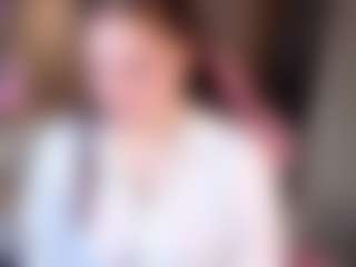 Live cam show with JuliaShyyy - Hairy Pussy Teen (18+) on CamwithHer