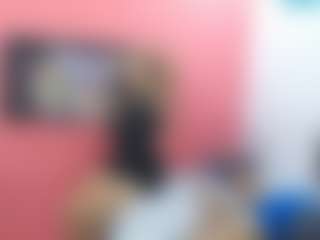Live cam show with latinosninfomanos - Body Massage on Camiplay Live