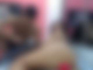 latinosninfomanos's Live Sex Cam Show