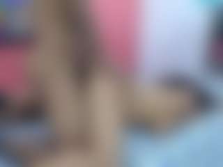 Live cam show with latinosninfomanos - Eating Pussy on xDating