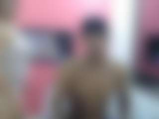 Live cam show with latinosninfomanos - Cum on fapnchat