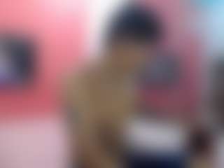 Live cam show with latinosninfomanos - Ass Bouncing on Uber Horny