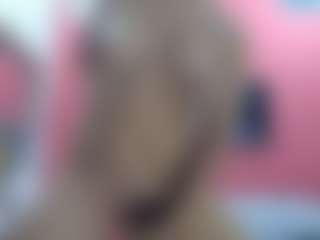Live cam show with latinosninfomanos - Double Penetration on UwU Esports