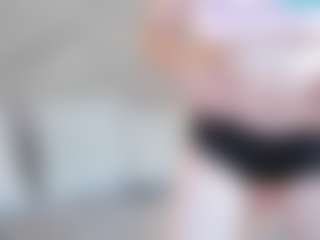 LauraAura69's Live Sex Cam Show
