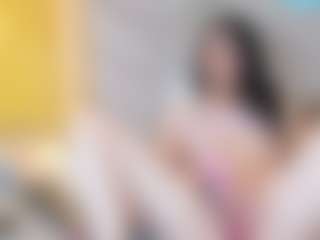 LauraAura69's Live Sex Cam Show
