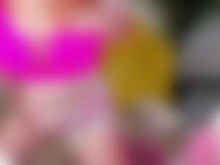 Live cam show with Lisaalexsa - Oil on camwithhim.com