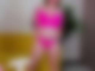Live cam show with Lisaalexsa - Red Hair Shaved Pussy on AdultVida.com