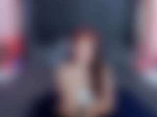 LiviaSshy's Live Sex Cam Show