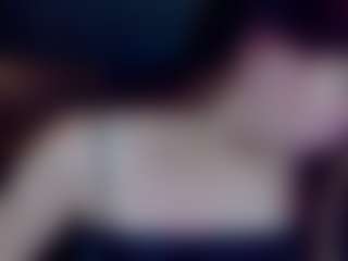 LiviaSshy's Live Sex Cam Show
