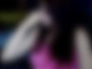 LiviaSshy's Live Sex Cam Show
