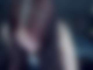 LiviaSshy's Live Sex Cam Show