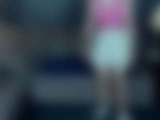 LiviaSshy's Live Sex Cam Show