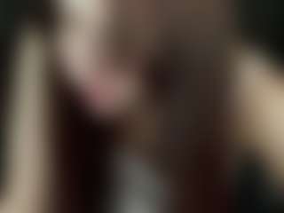 LiviaSshy's Live Sex Cam Show
