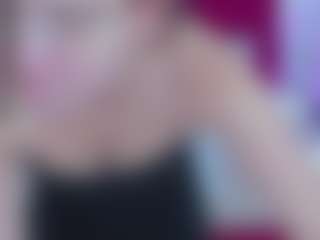 LiviaSshy's Live Sex Cam Show