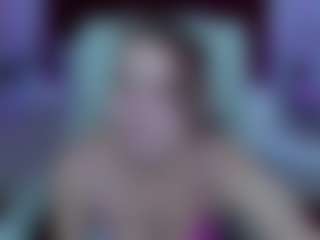 LiviaSshy's Live Sex Cam Show