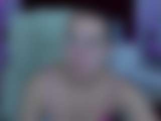 LiviaSshy's Live Sex Cam Show
