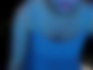 Live cam show with LiviaSshy - Brown Hair on Camsoda